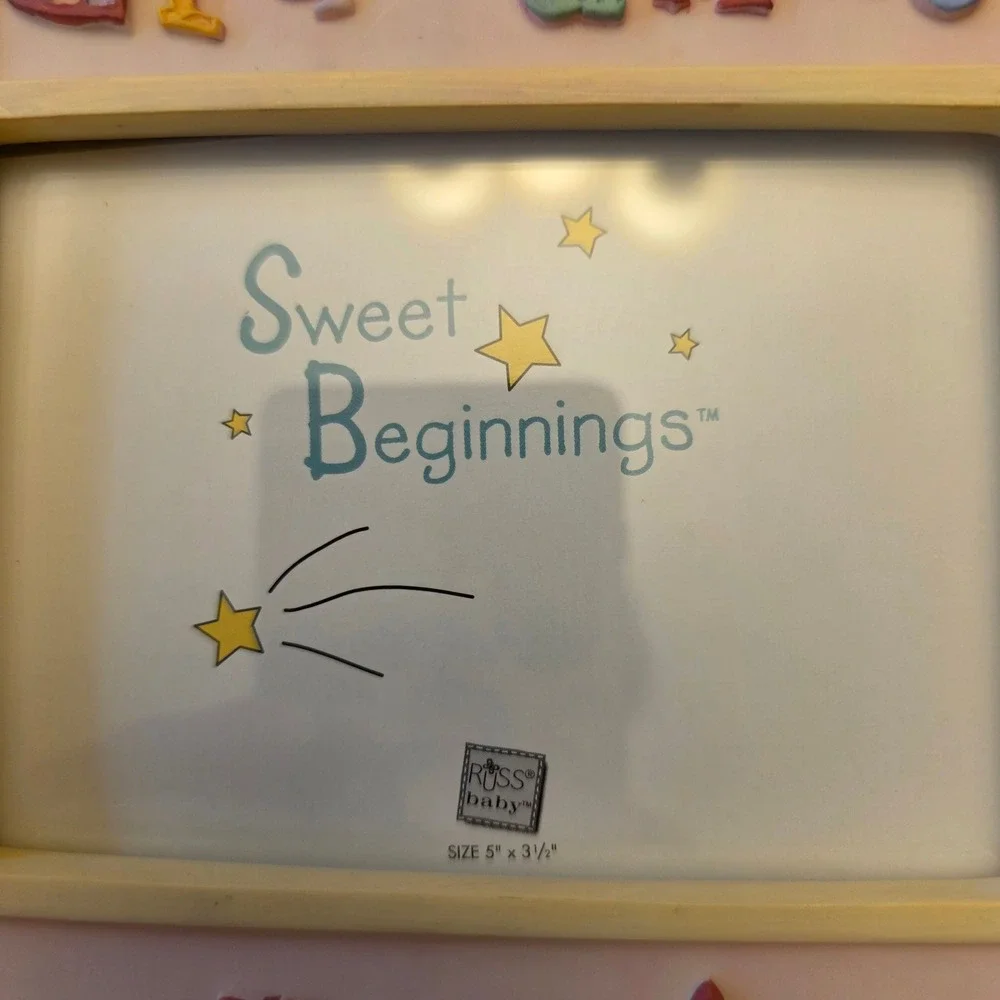 Russ Grandma's Little‎ Angel Baby Photo Frame 5x3 Resin Hand Painted